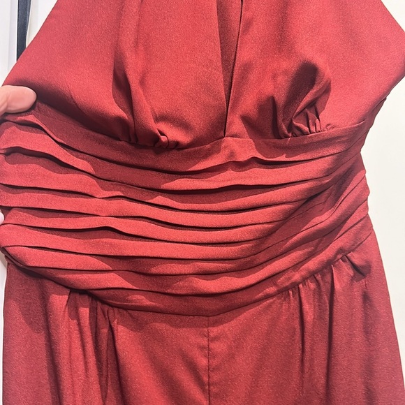 BEBE Cropped Plunge VNeck Halter Top Pleated Waist Jumpsuit Women size S - Picture 6 of 17